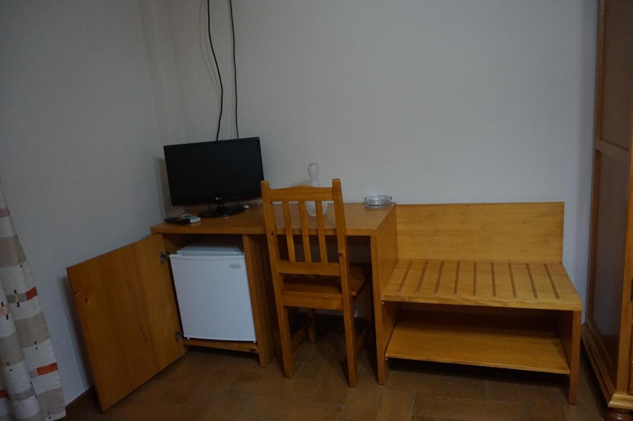 Hostal Ana Alhama de Granada Buitenkant foto