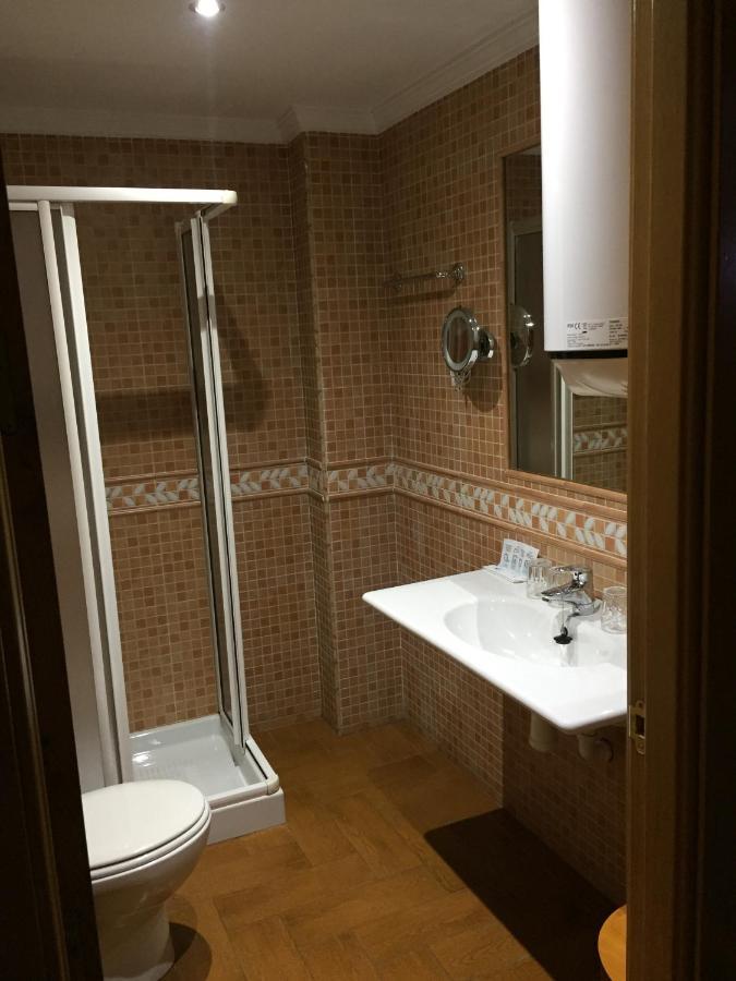 Hostal Ana Alhama de Granada Buitenkant foto